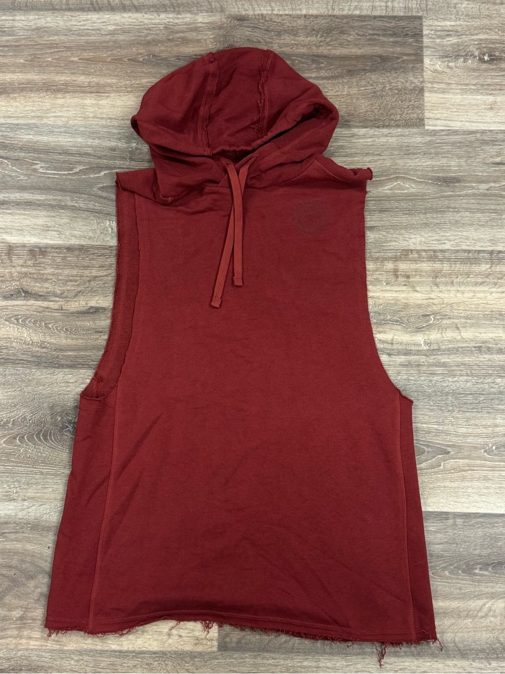 Gymshark Maroon Athletic Hooded Cutoff Shirt Men’s Large